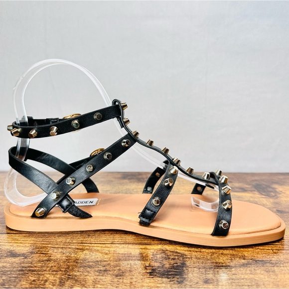 Steve Madden Sunnie Studded Gladiator Sandals Black Size 6.5 NWT Festival Chic - Picture 1 of 9